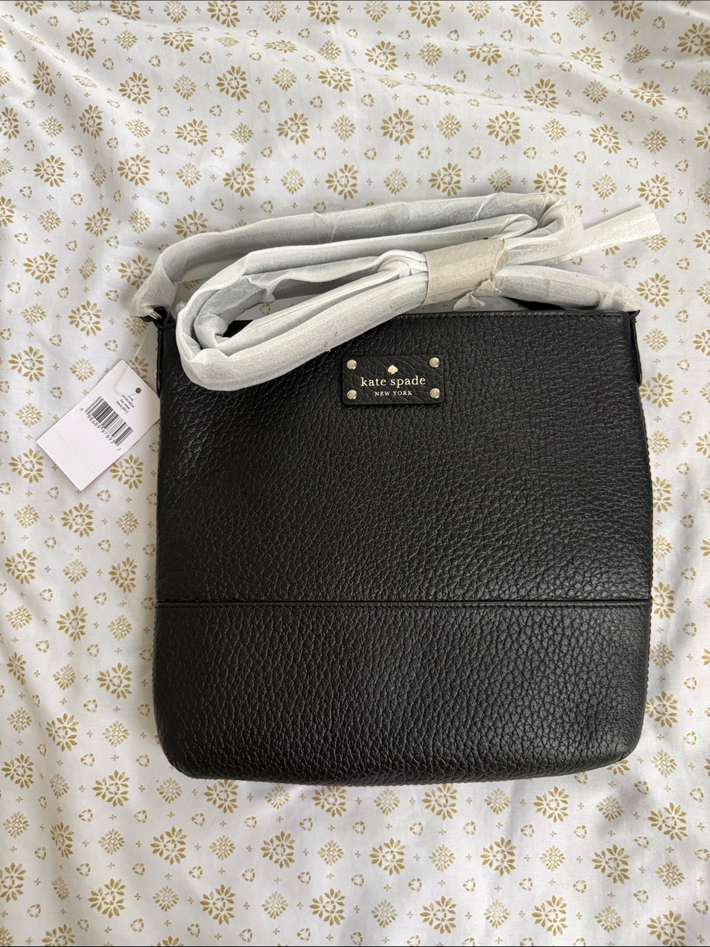 kate spade Bay Street Black 001 Pebbled Leather Crossbody with Gold Logo Plaque
